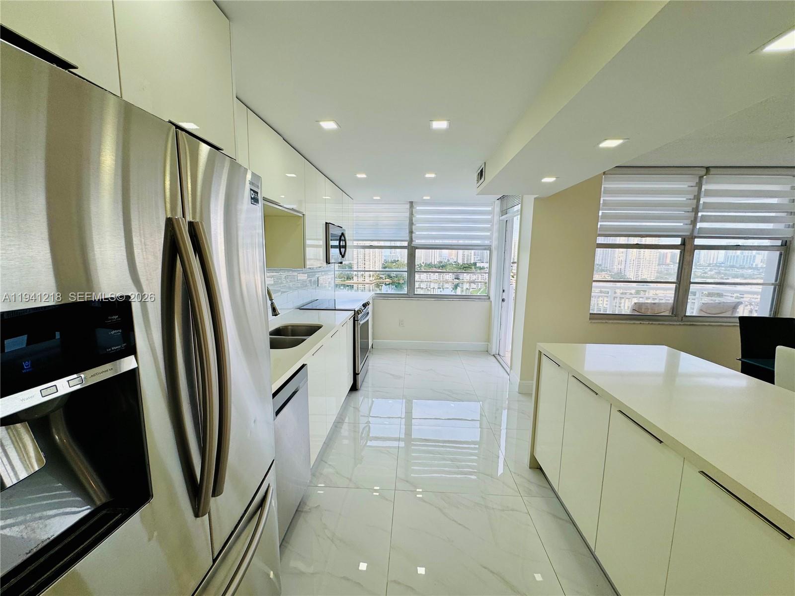 DEL PRADO MARINA - Residential