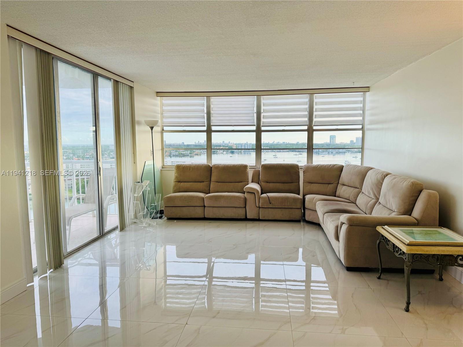 DEL PRADO MARINA - Residential