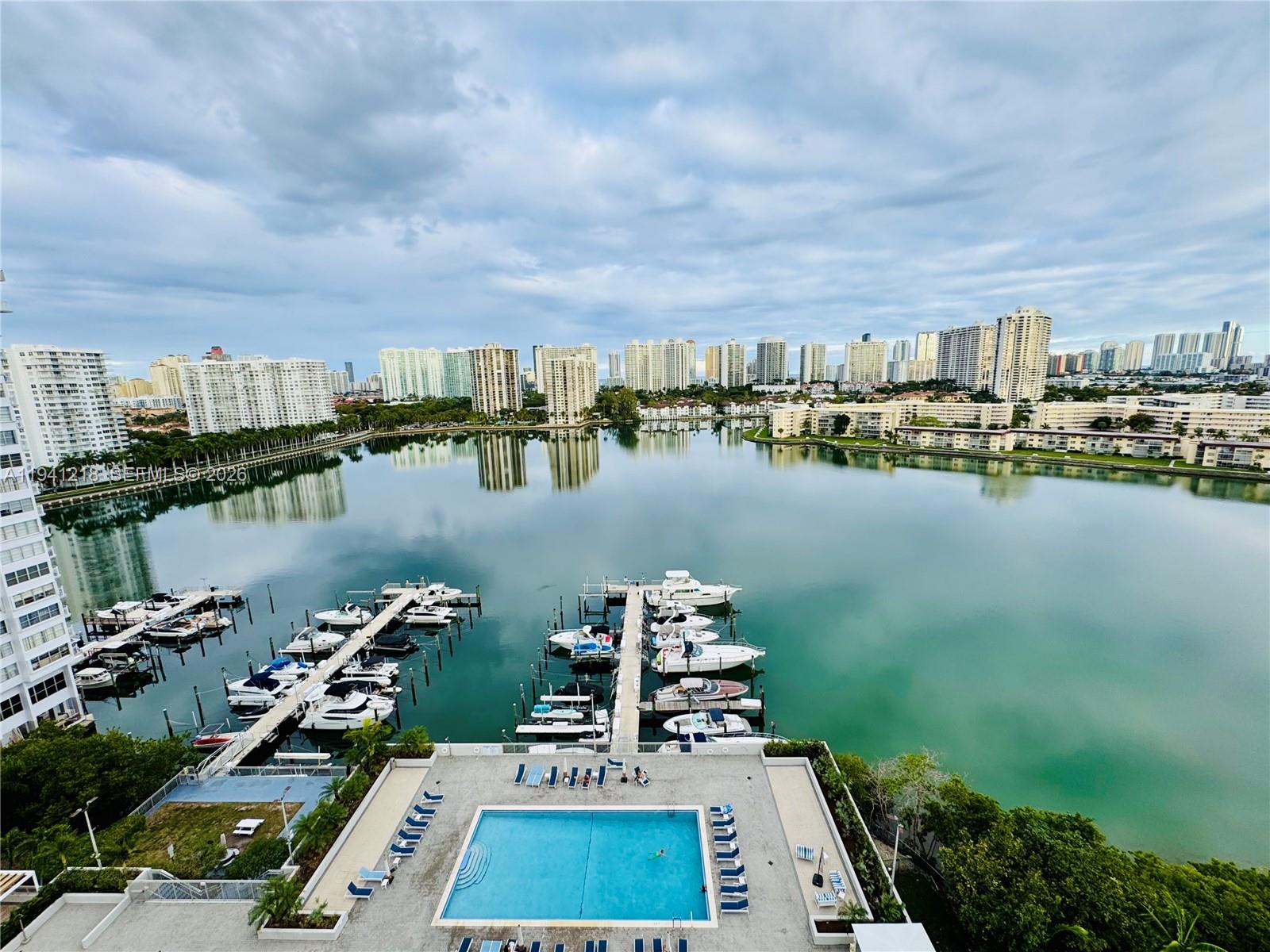DEL PRADO MARINA - Residential