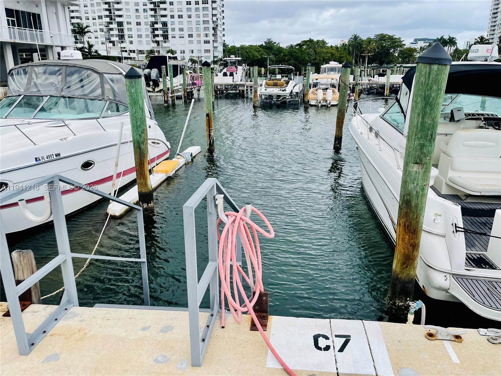 DEL PRADO MARINA - Residential