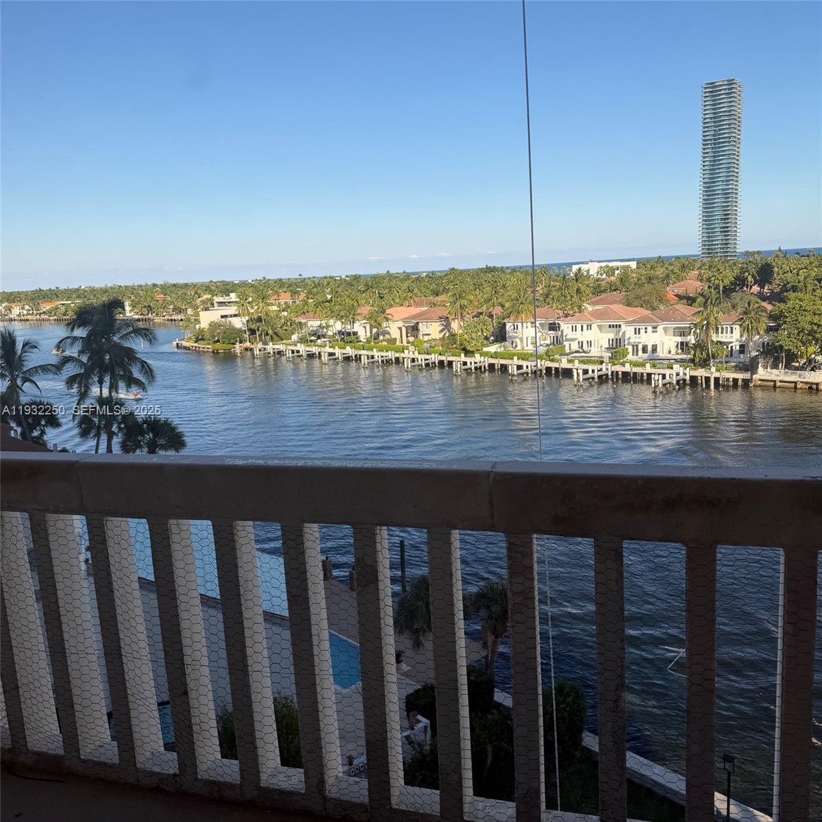 TURNBERRY TOWERS CONDO - Residential