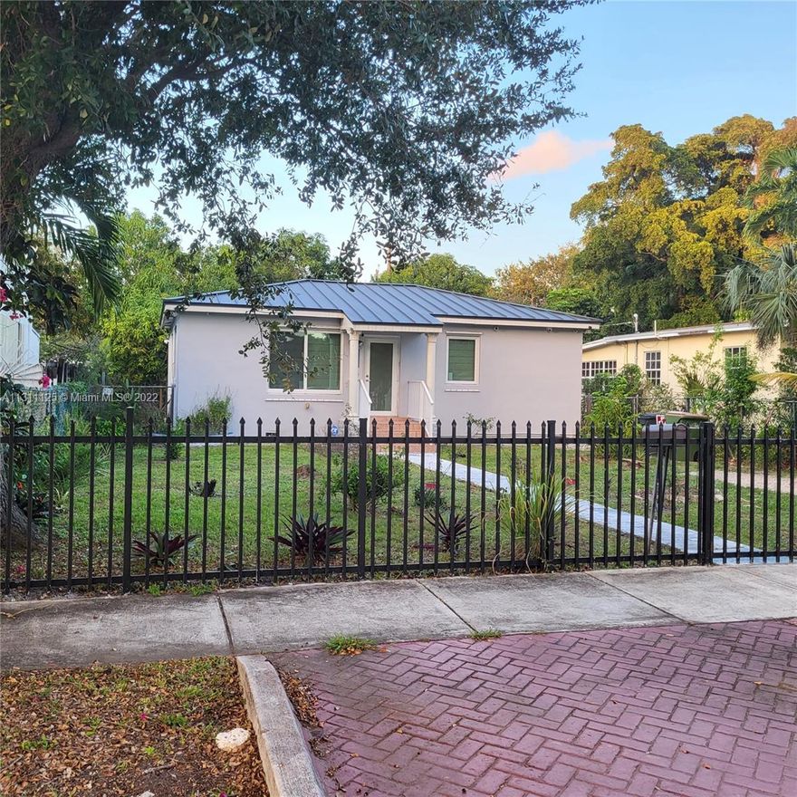 BEAUTIFUL 4/2 HOME BUT REFLECTED 2/1 IN PROPERTY APPRAISER WEBSITE LOCATION IN NORTH MIAMI, CLOSE TO EVERYTHING. HUGE BACKYARD WITH MANY FRUIT TREES INCLUDING AVOCADO AND MANGO. WELL, MAINTAINED GREAT OPPORTUNITY. CAMERA SYSTEM IS NOT INCLUDING IN THE REAL ESTATE TRANSACTION.