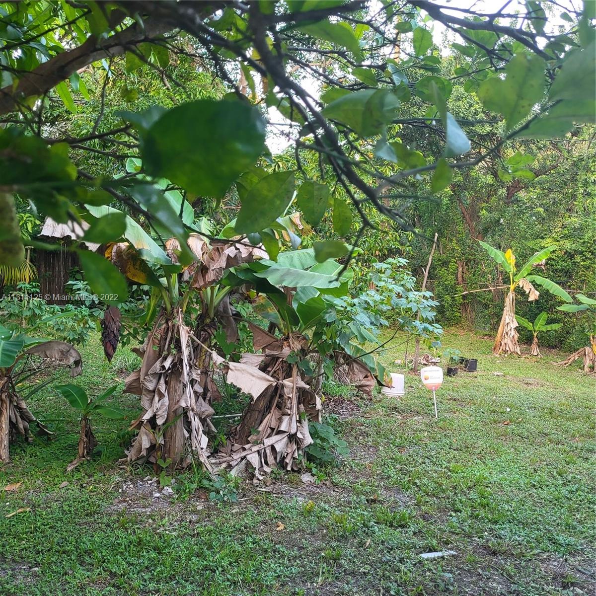 IRONS MANOR 2ND ADDN - Residential