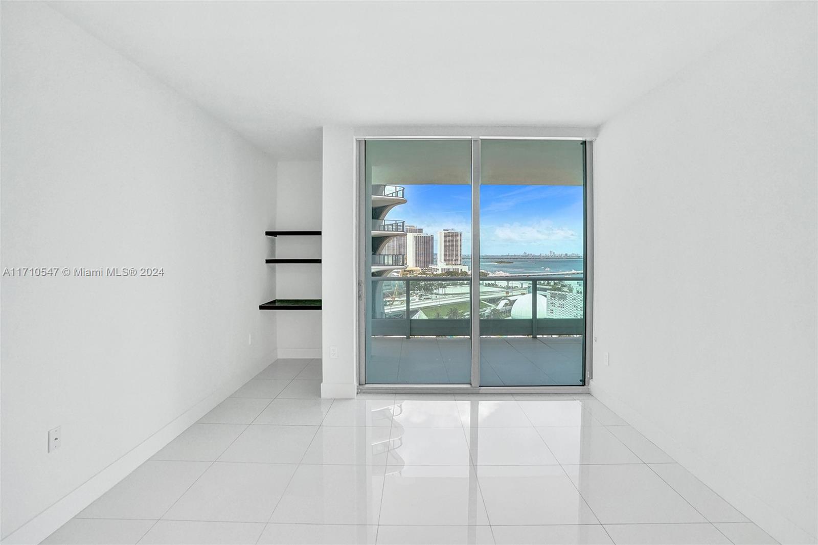 900 Biscayne Blvd 1808