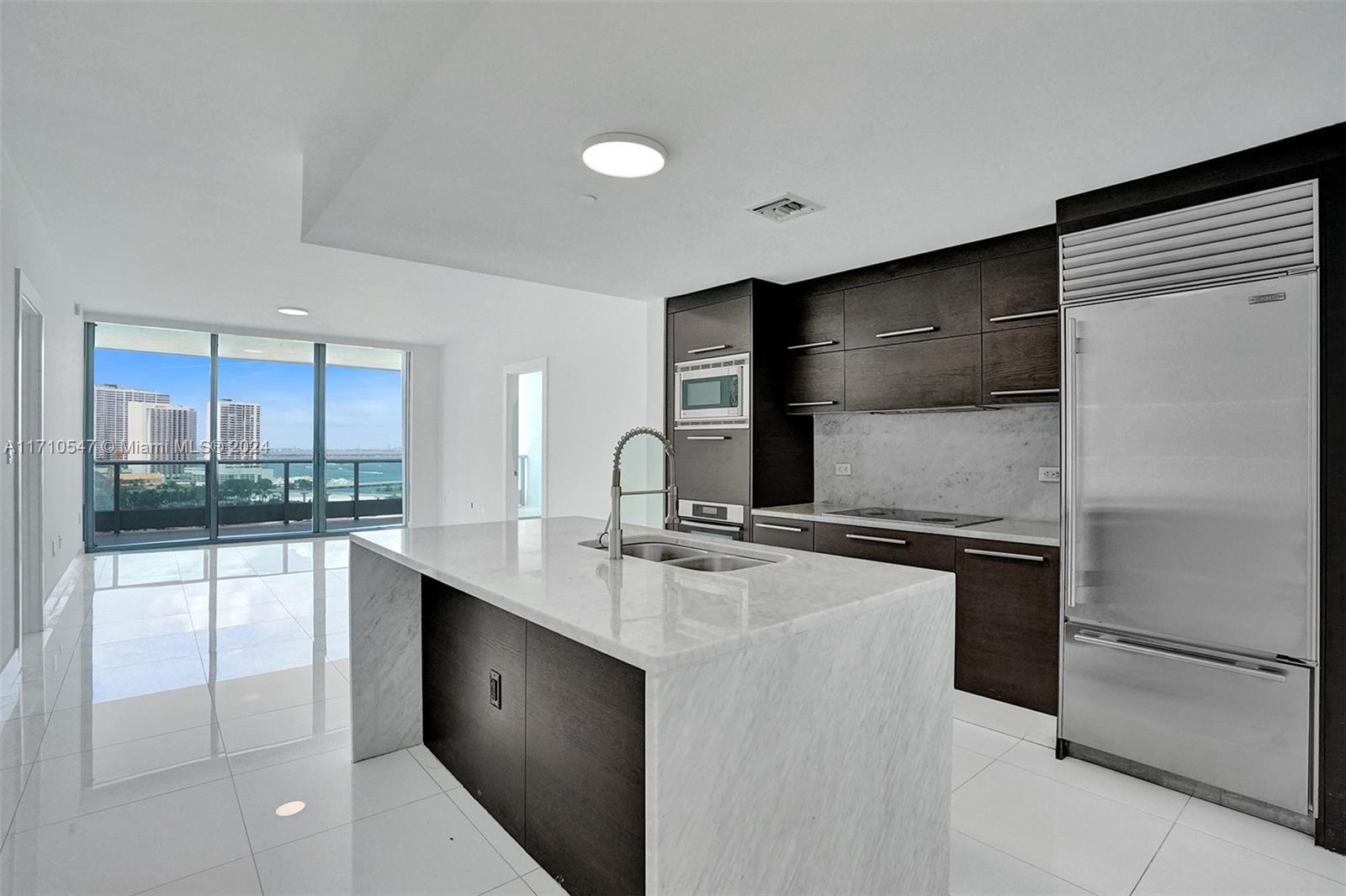 900 Biscayne Blvd 1808