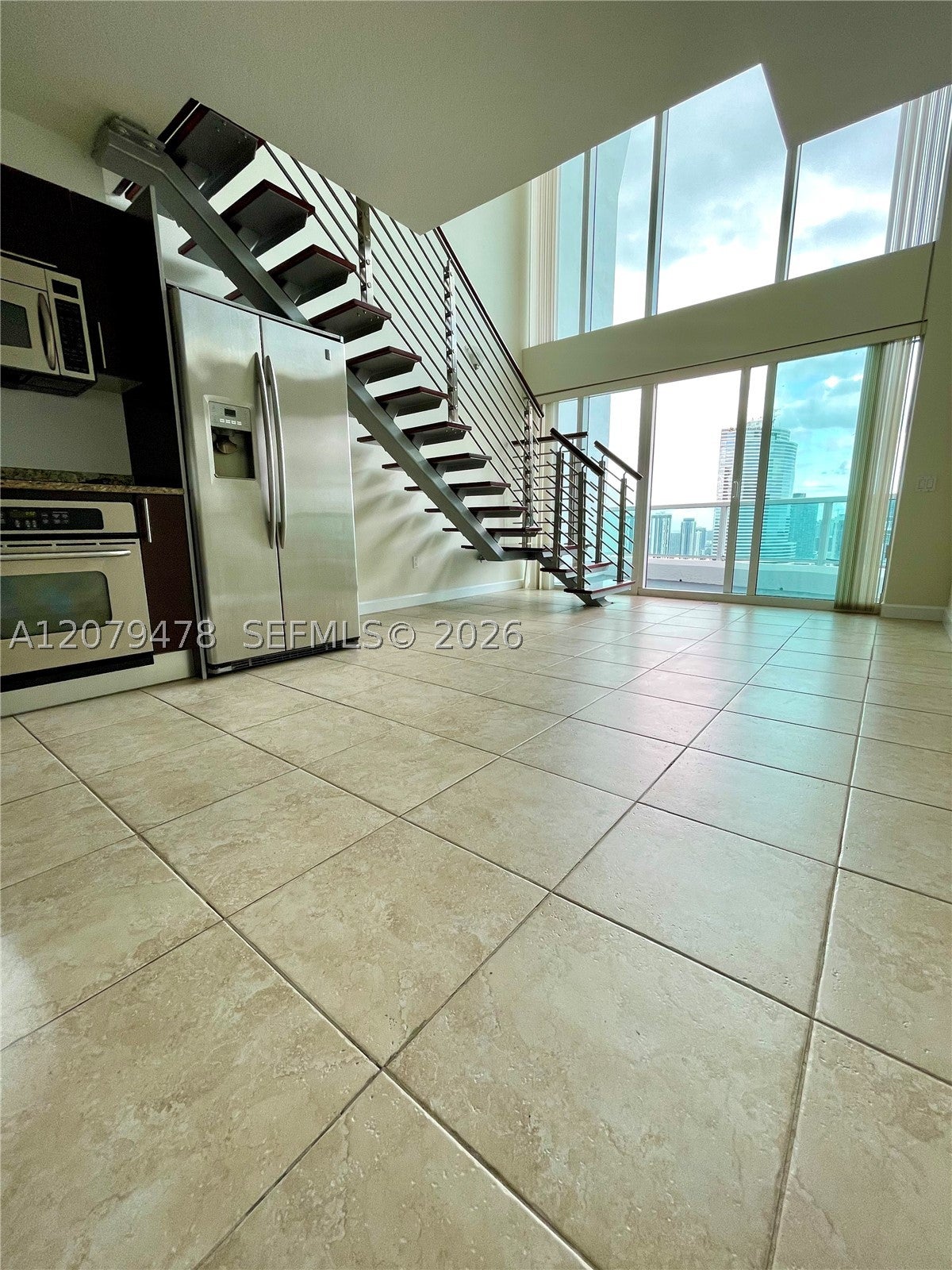 41 SE 5th St 2405
