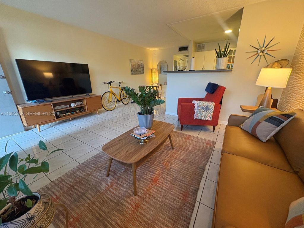 Photo of 13250 SW 4th Ct #110G, Pembroke Pines, FL 33027 (MLS # A11965862)