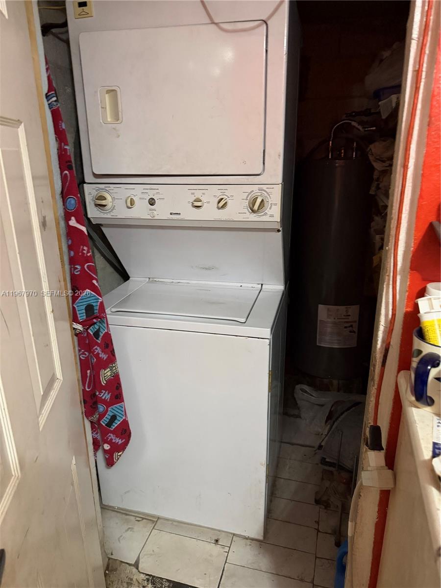 NICHOLS GOLF ESTATES - Residential