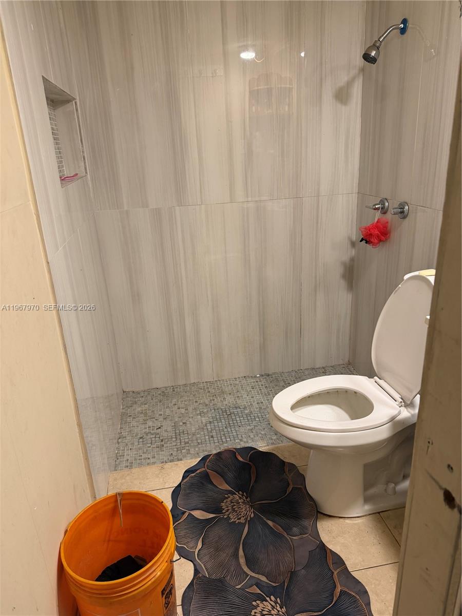 NICHOLS GOLF ESTATES - Residential