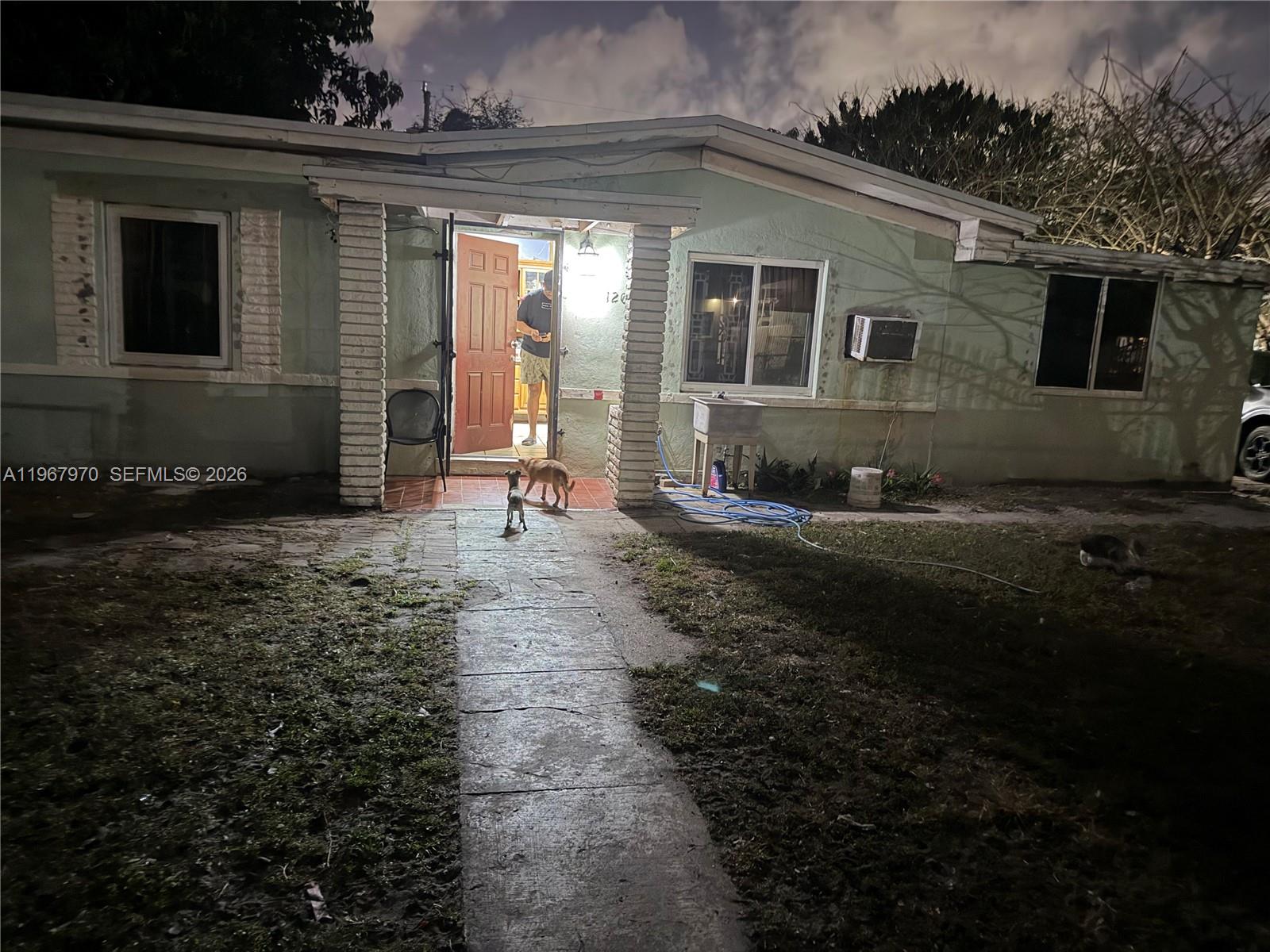 NICHOLS GOLF ESTATES - Residential