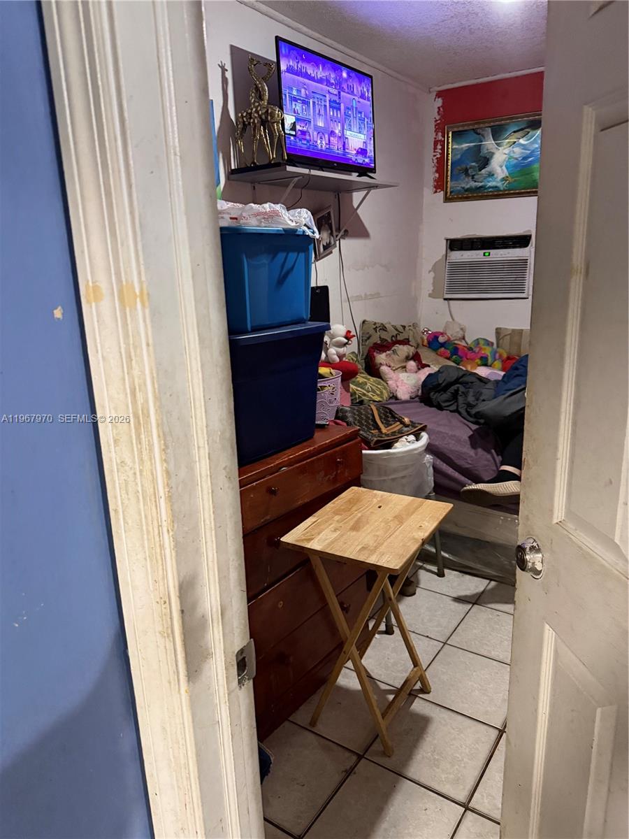 NICHOLS GOLF ESTATES - Residential