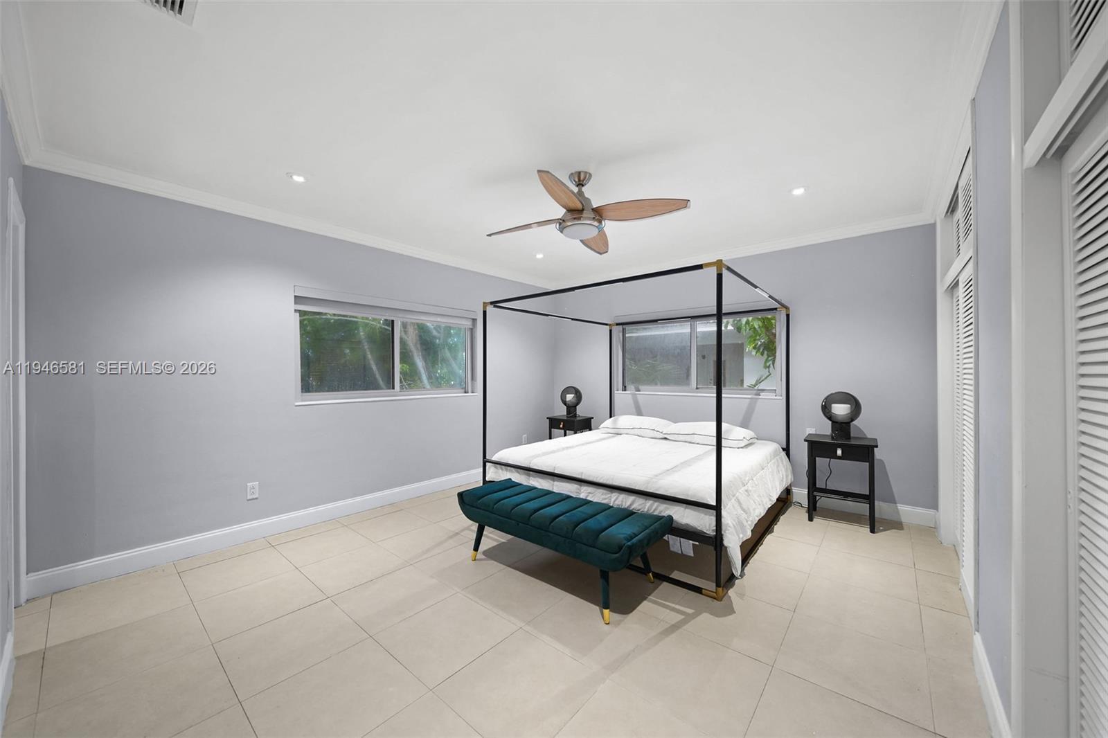 ISLAND HOUSE SOUTH CONDO - Residential Lease