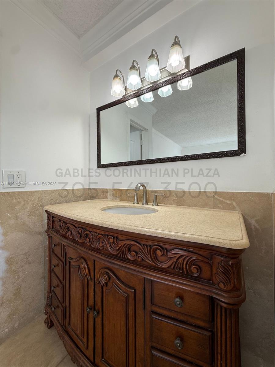 CORAL GABLES DOUGLAS SEC - Residential Lease