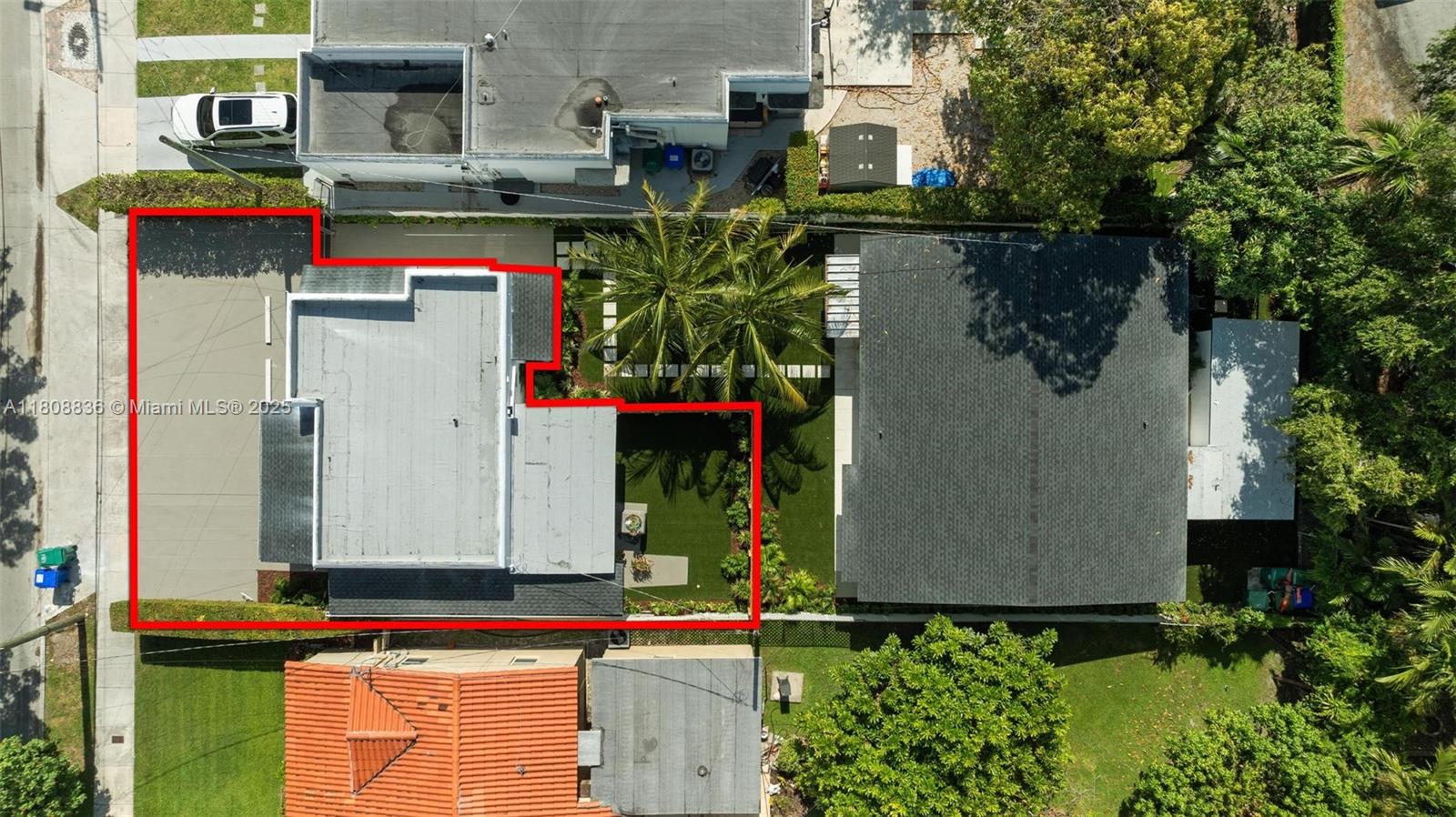2440 SW 3rd St 2440