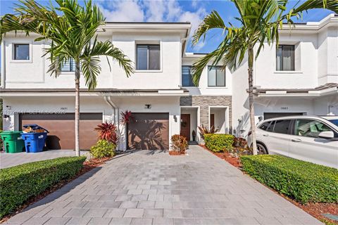 10887 SW 232nd Ter Homestead FL 33032