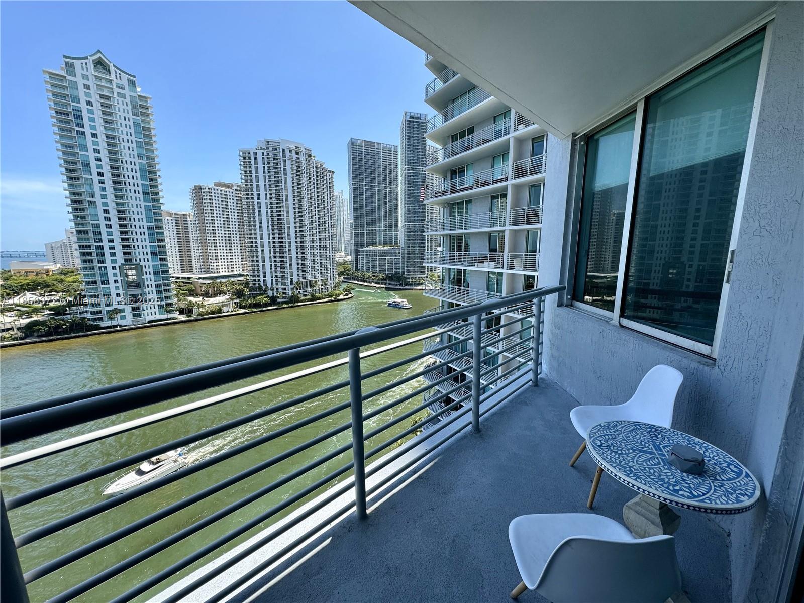 335 S Biscayne Blvd 1601