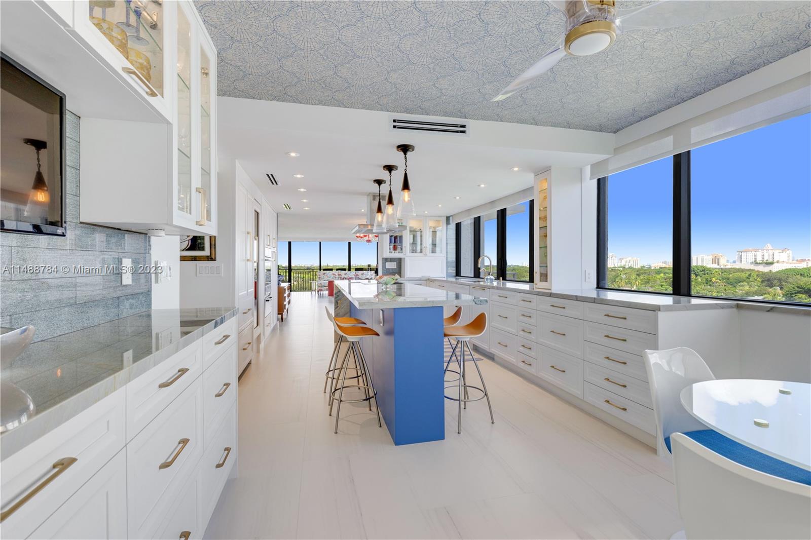 GABLES BATH CLUB APTS CON - Residential