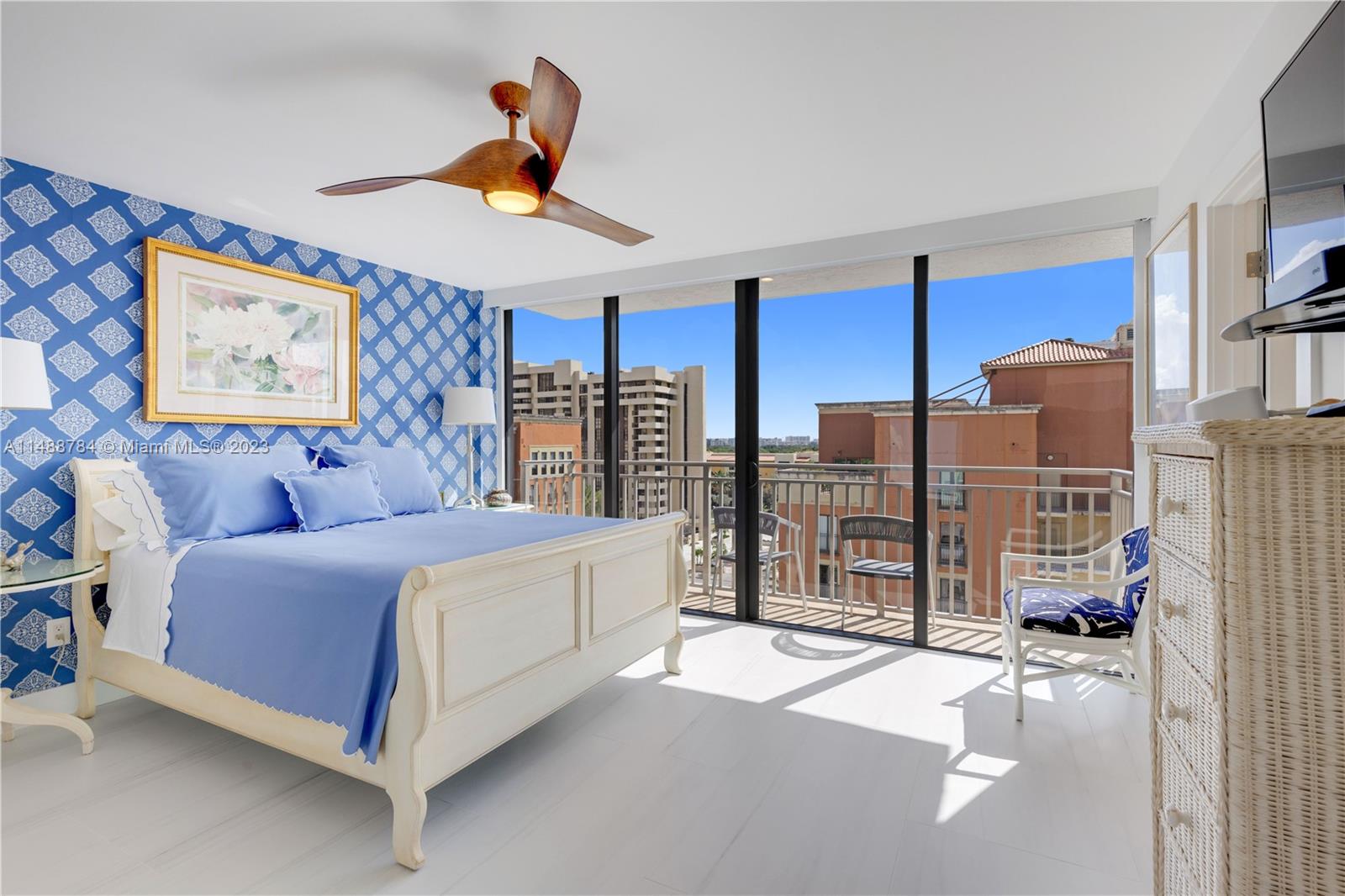 GABLES BATH CLUB APTS CON - Residential