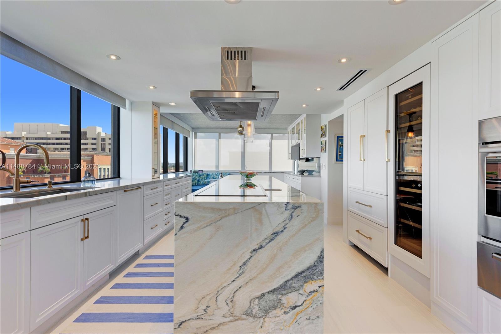 GABLES BATH CLUB APTS CON - Residential