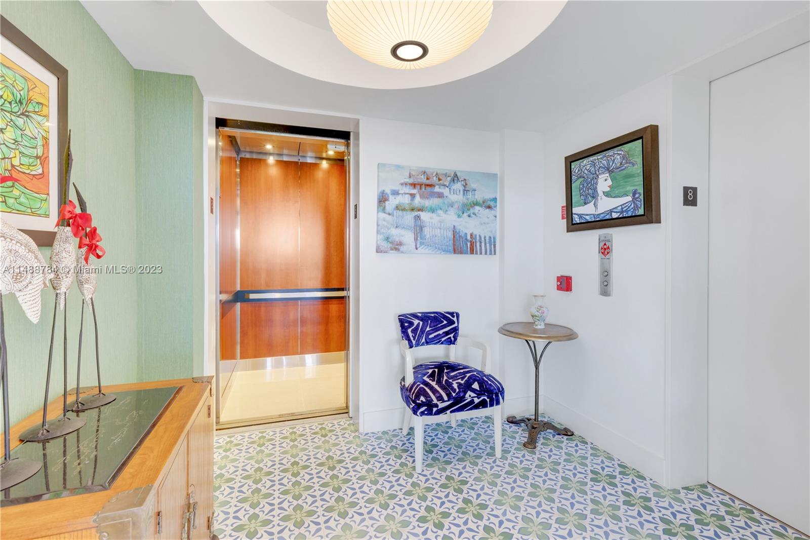 GABLES BATH CLUB APTS CON - Residential