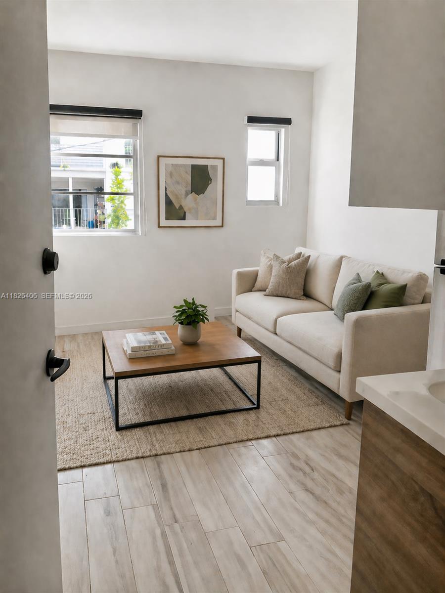 LINCOLN SUB - Residential