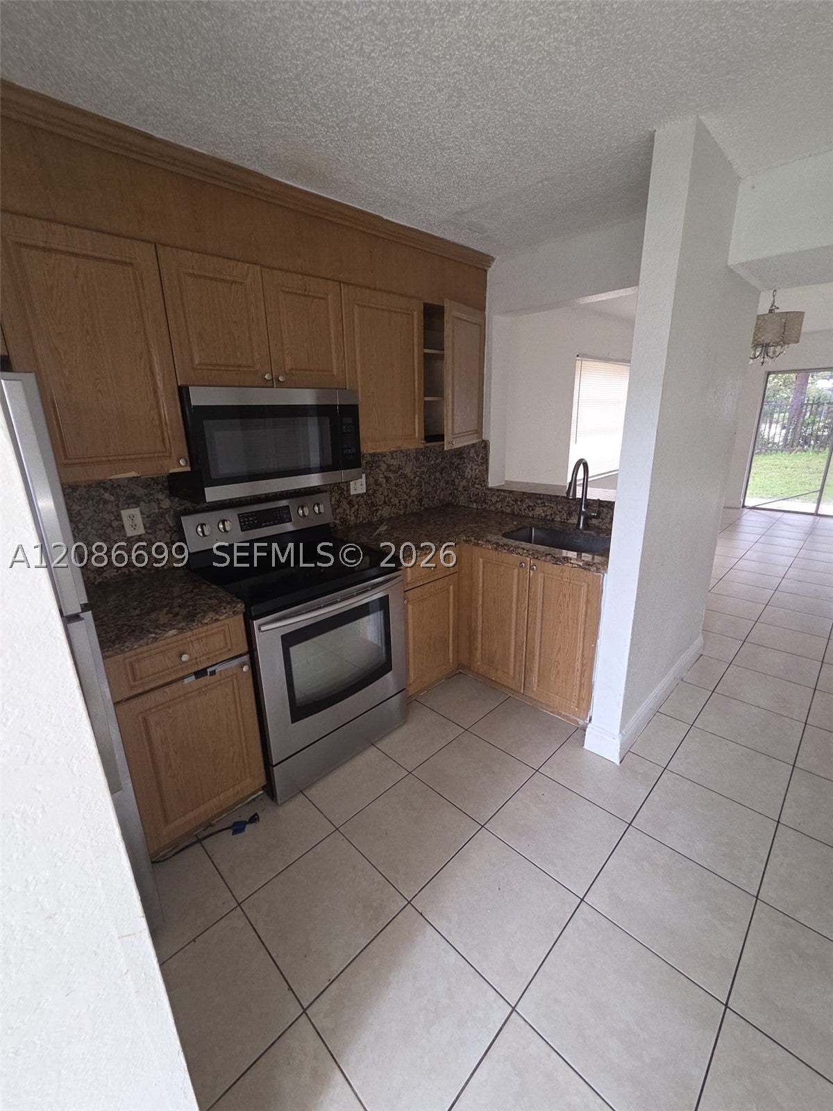 95 NE 41st St K155