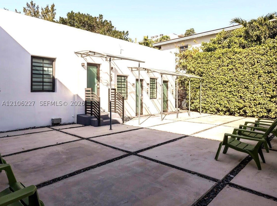 7910 Byron Ave 3