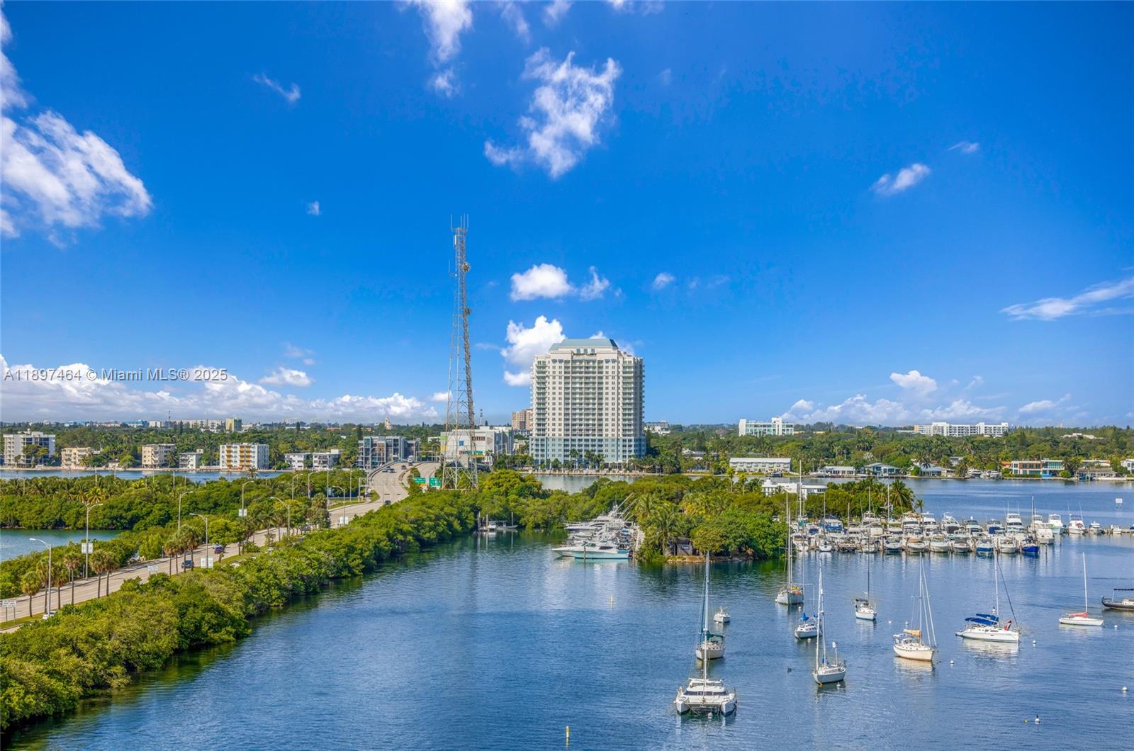 BAYSHORE YACHT & TENNIS C - Residential Lease