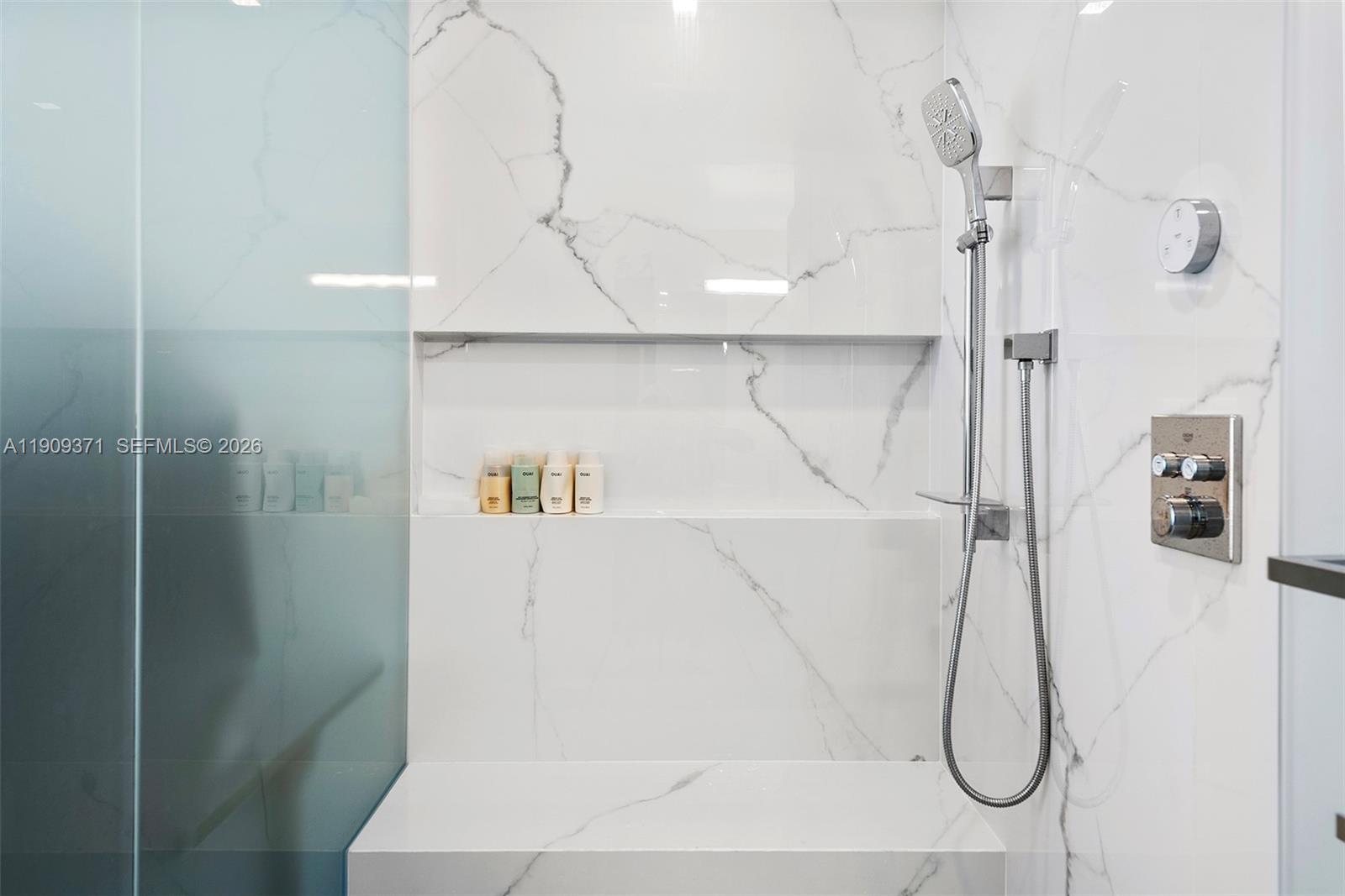 Paramount Bay - Residential