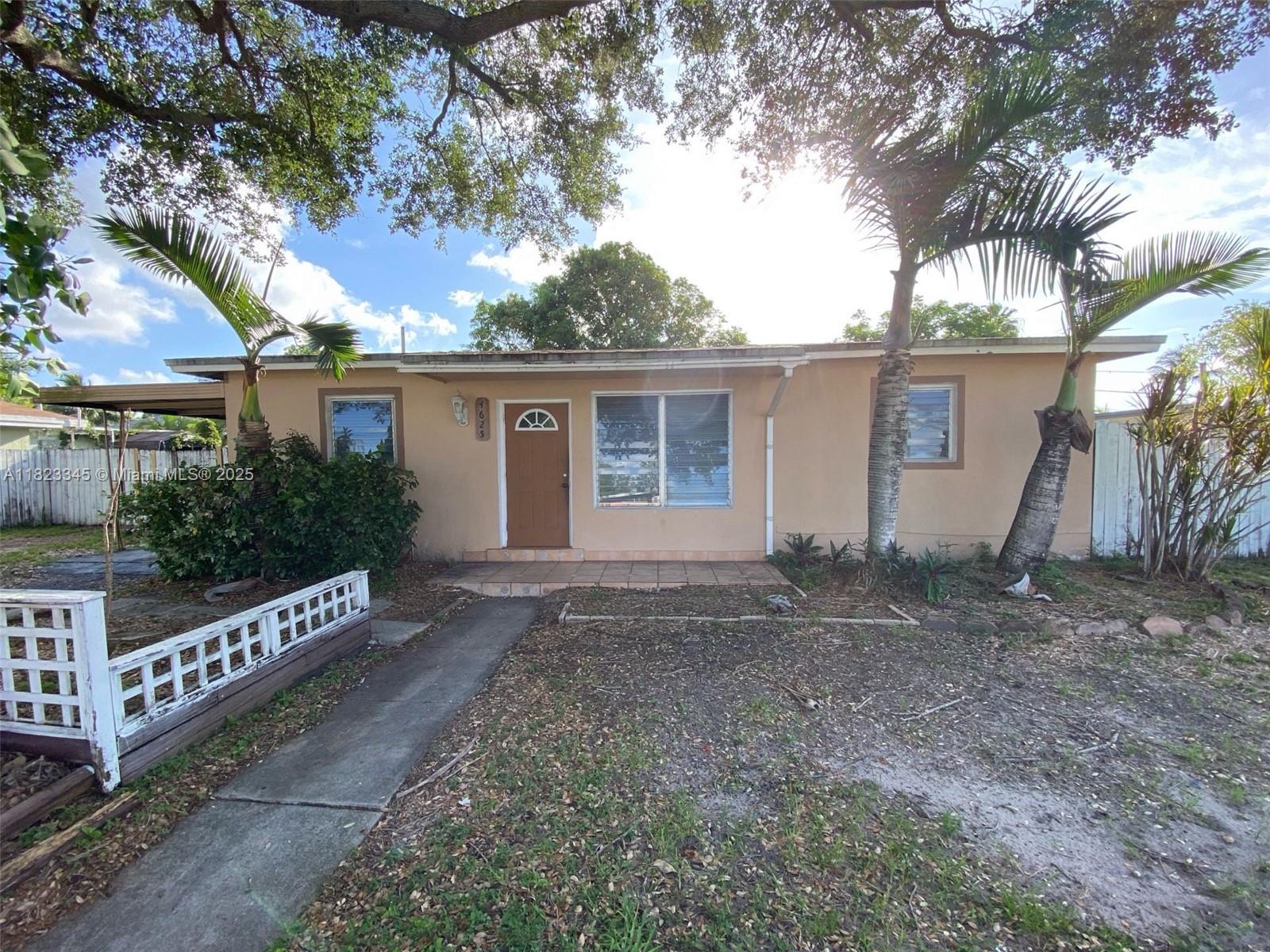 4625 Sw 32nd Dr, West Park, Broward County, Florida - 4 Bedrooms  
2 Bathrooms - 