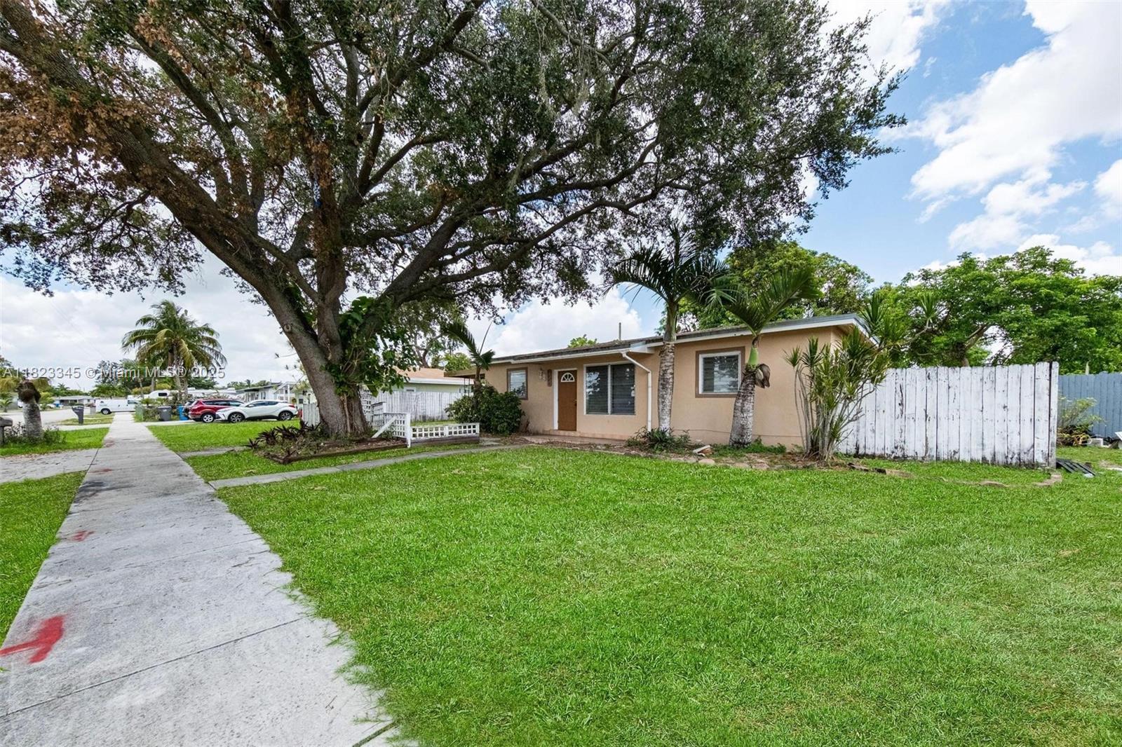 4625 SW 32nd Dr