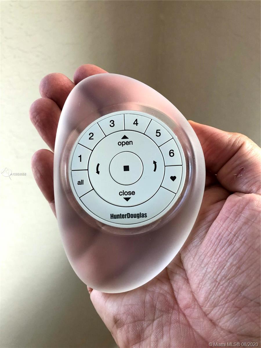 PEMBROKE LAKES SOUTH - Residential