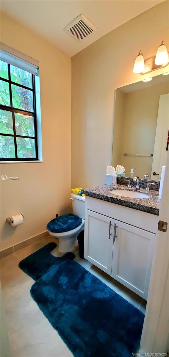 PEMBROKE LAKES SOUTH - Residential