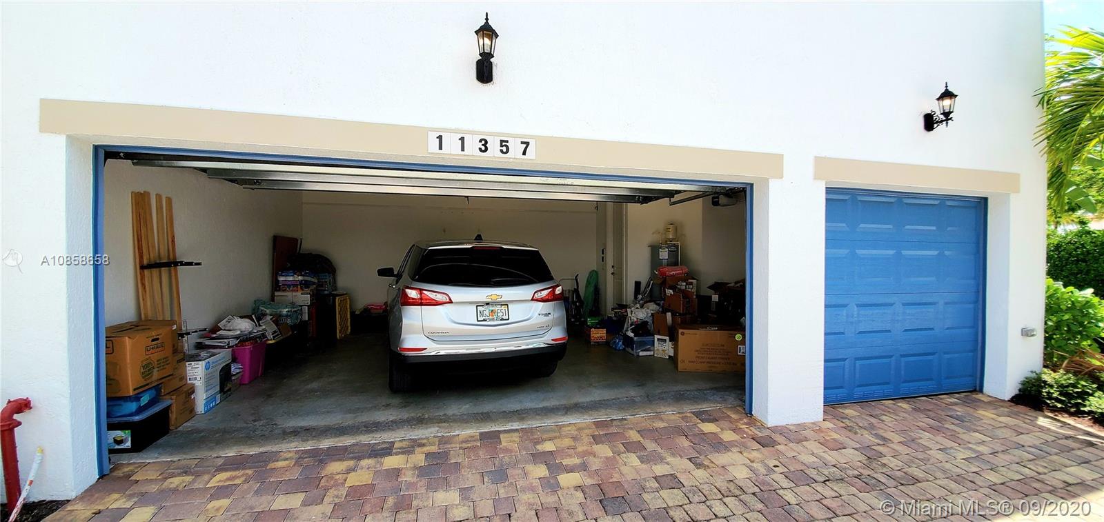 PEMBROKE LAKES SOUTH - Residential