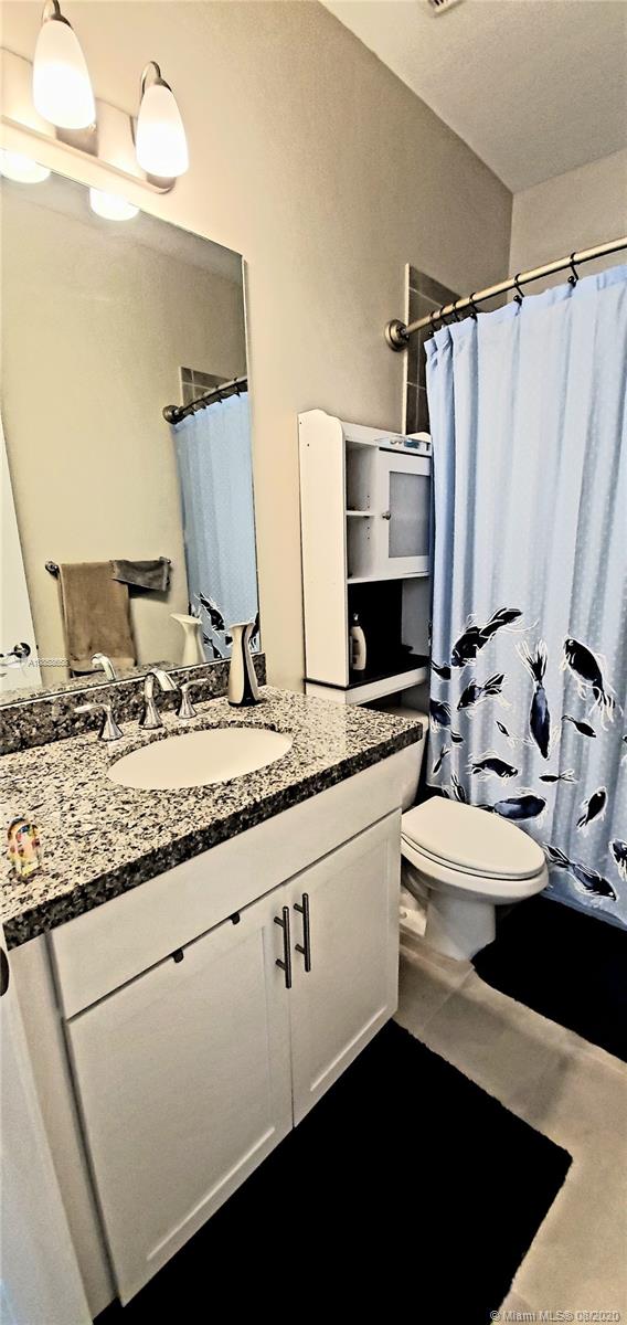 PEMBROKE LAKES SOUTH - Residential