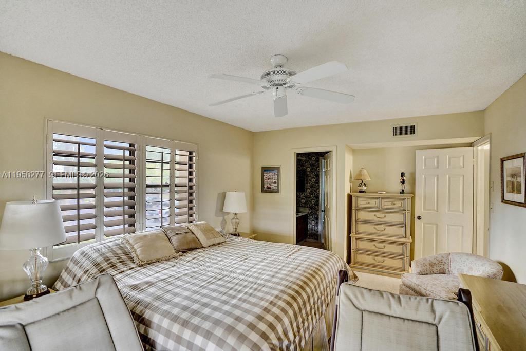 HIDDEN WOODS OF DEER CREE - Residential