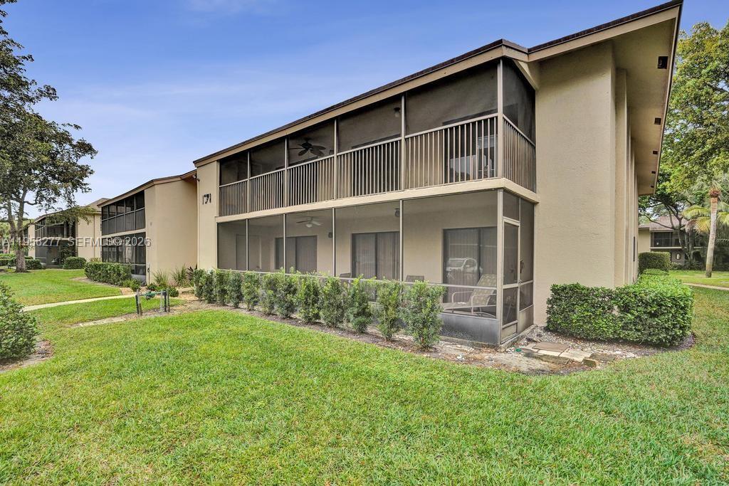 HIDDEN WOODS OF DEER CREE - Residential