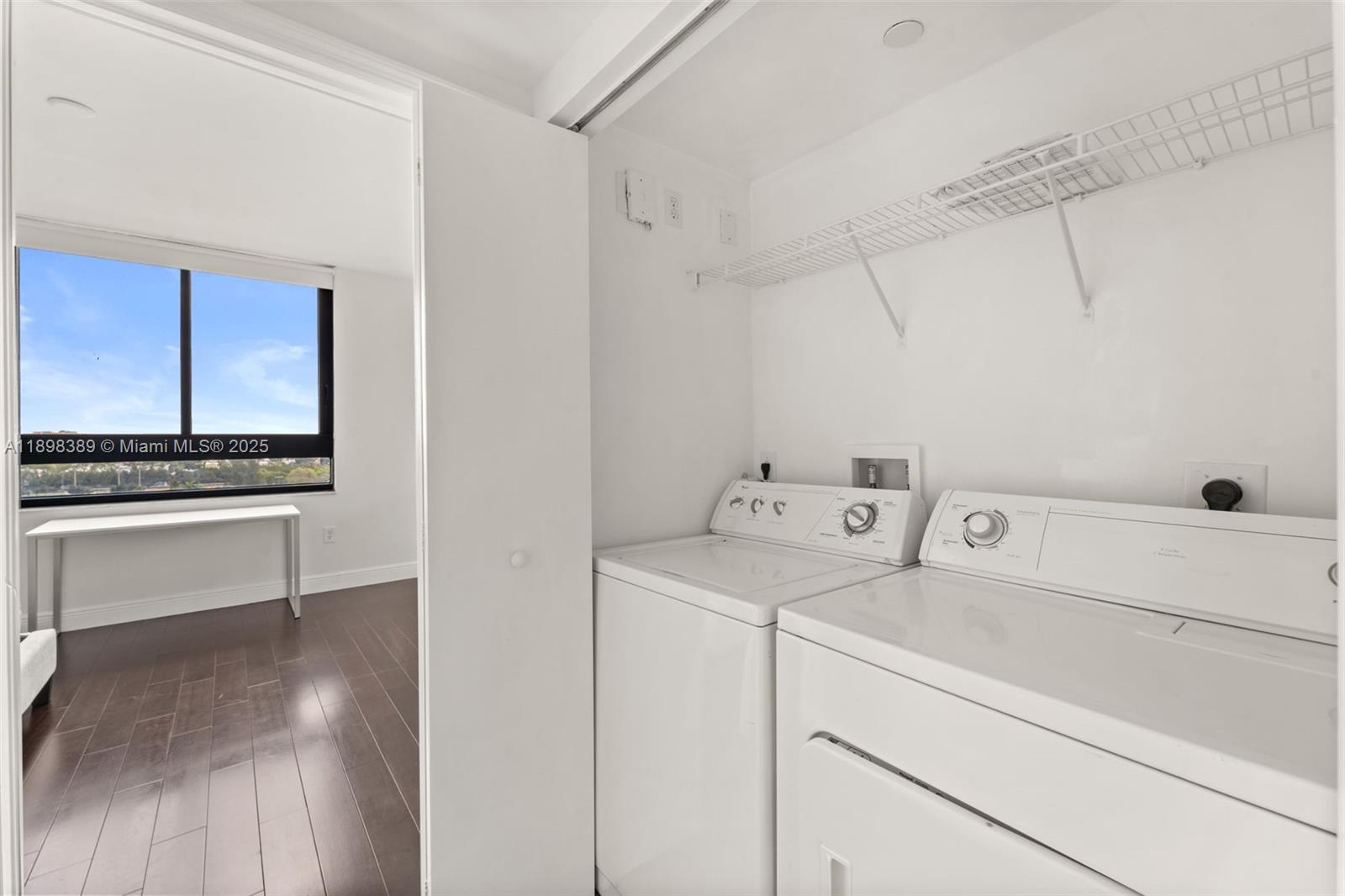 THE WAVERLY AT SOUTH BEAC - Residential