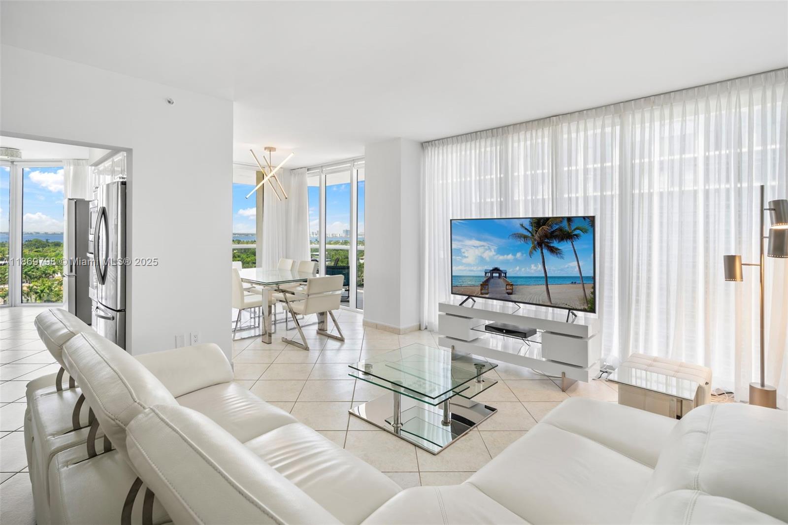 BLUE DIAMOND CONDO - Residential Lease