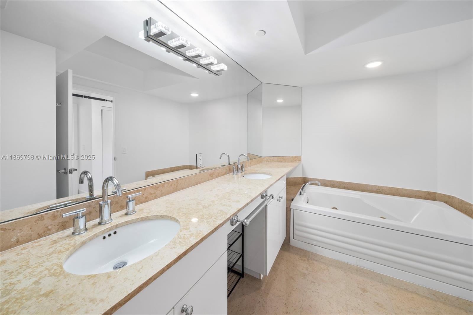 BLUE DIAMOND CONDO - Residential Lease