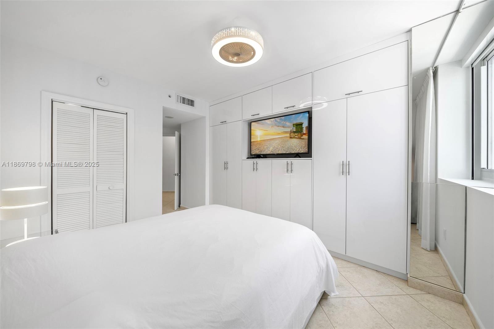 BLUE DIAMOND CONDO - Residential Lease