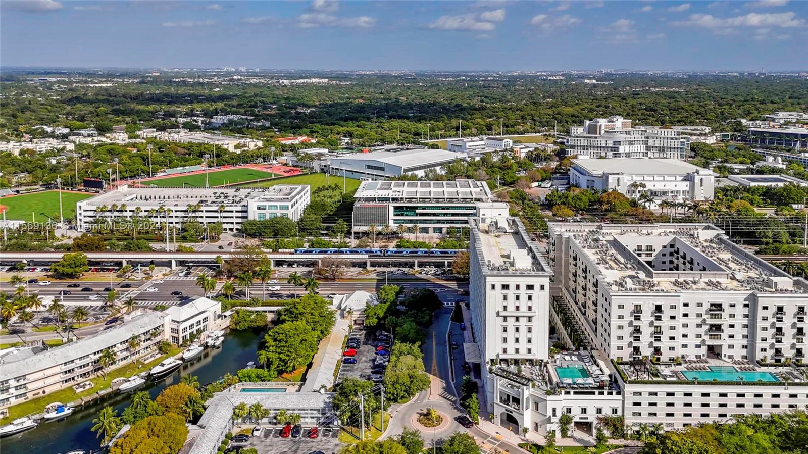 UNIVERSITY ESTATES - Residential