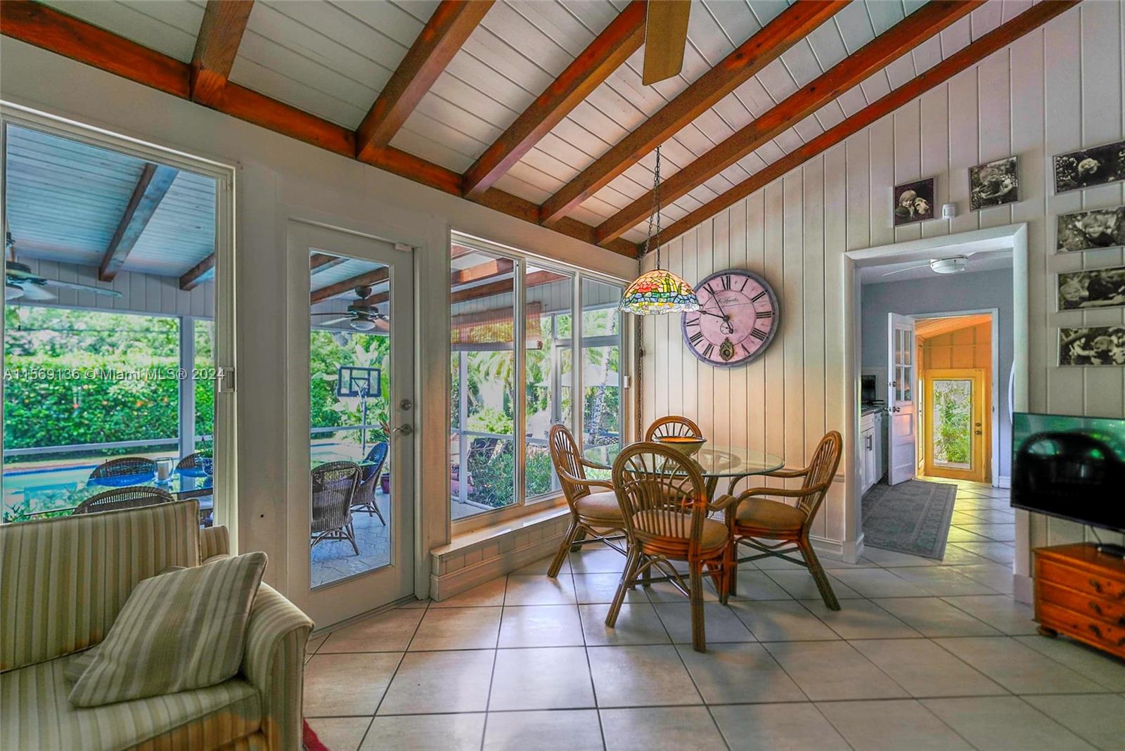 UNIVERSITY ESTATES - Residential