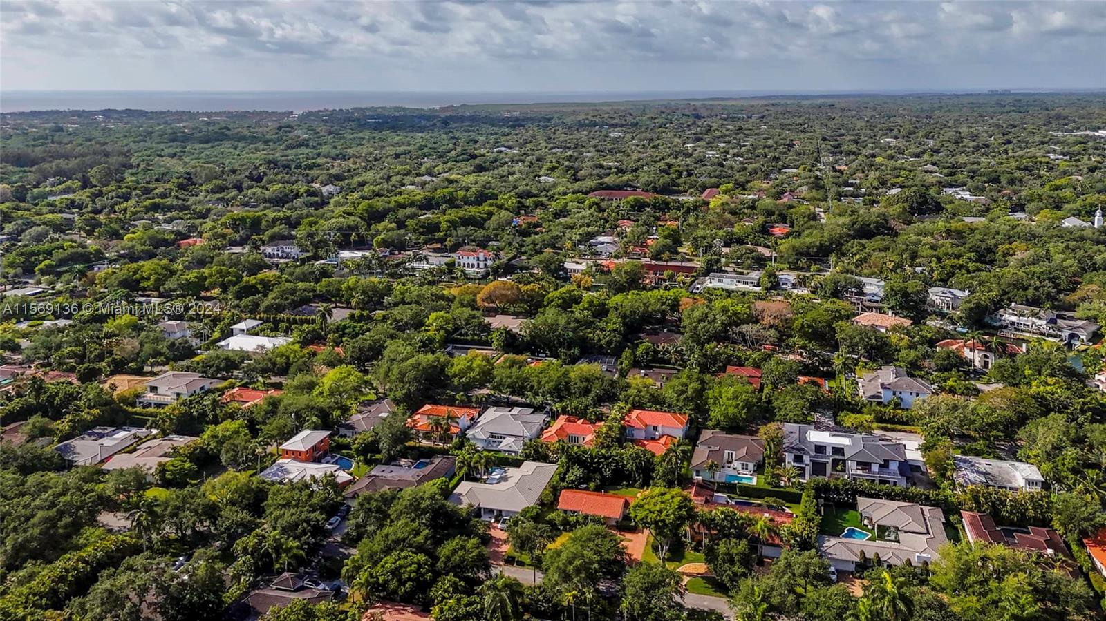 UNIVERSITY ESTATES - Residential