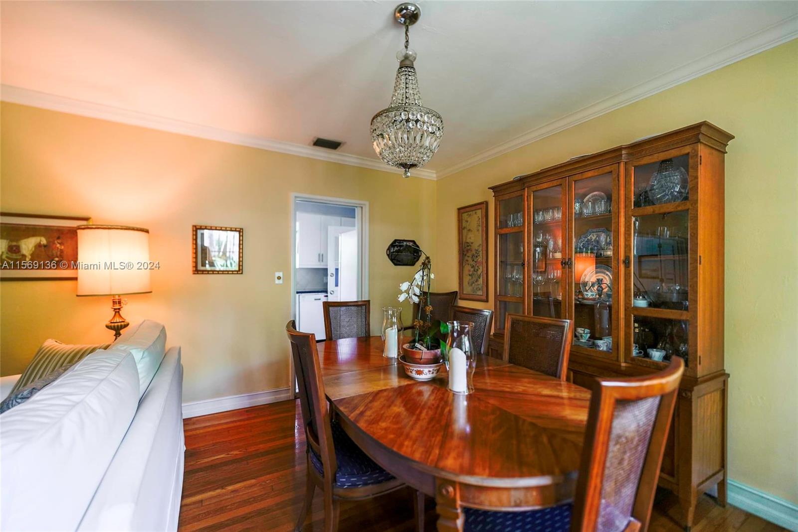 UNIVERSITY ESTATES - Residential