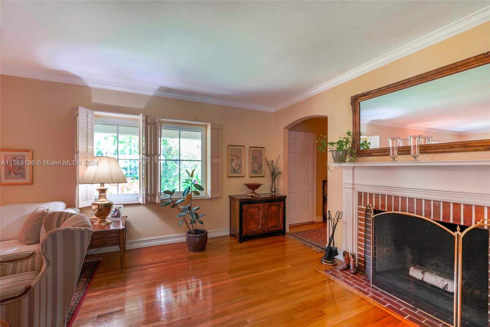 UNIVERSITY ESTATES - Residential