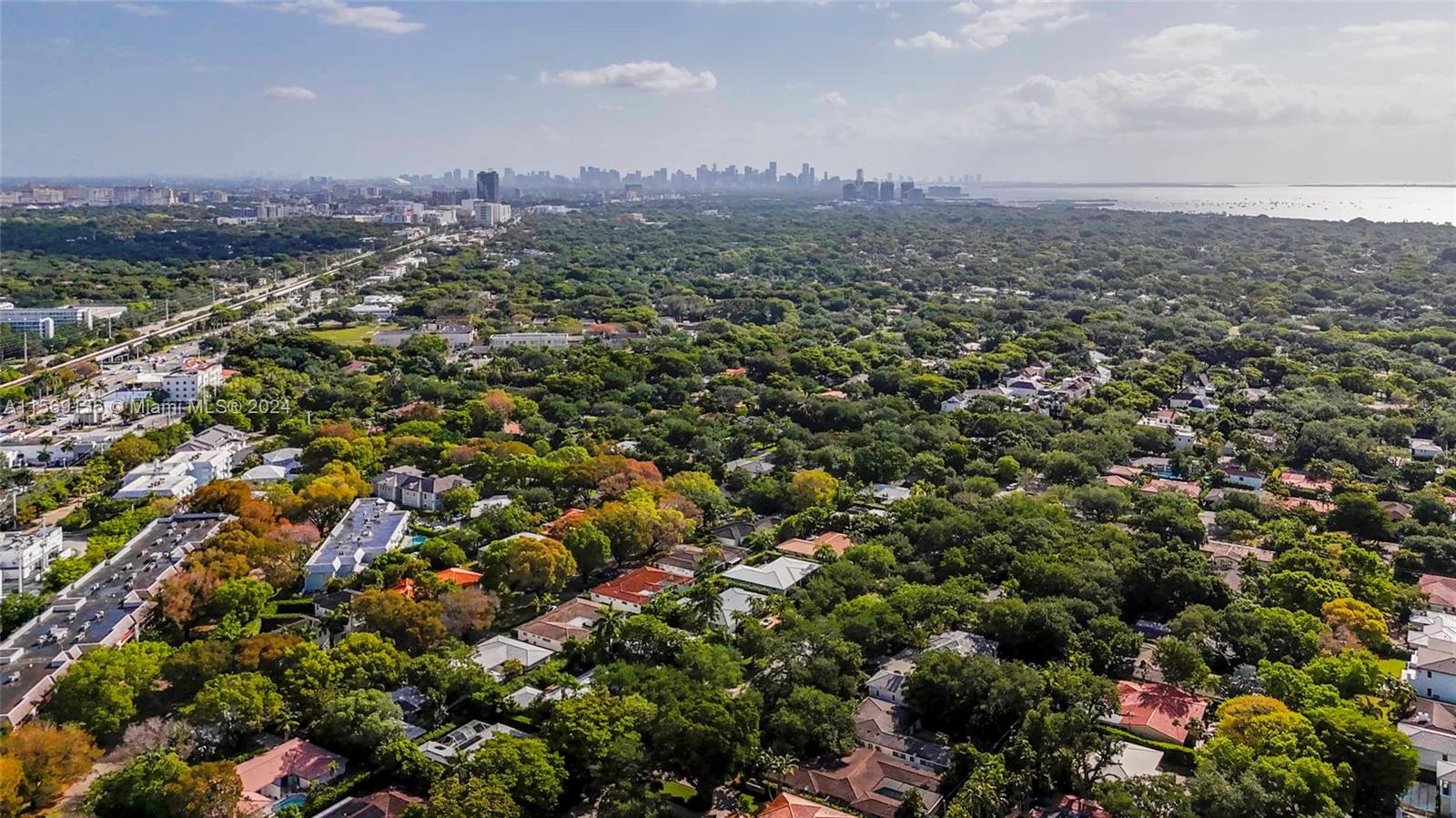 UNIVERSITY ESTATES - Residential