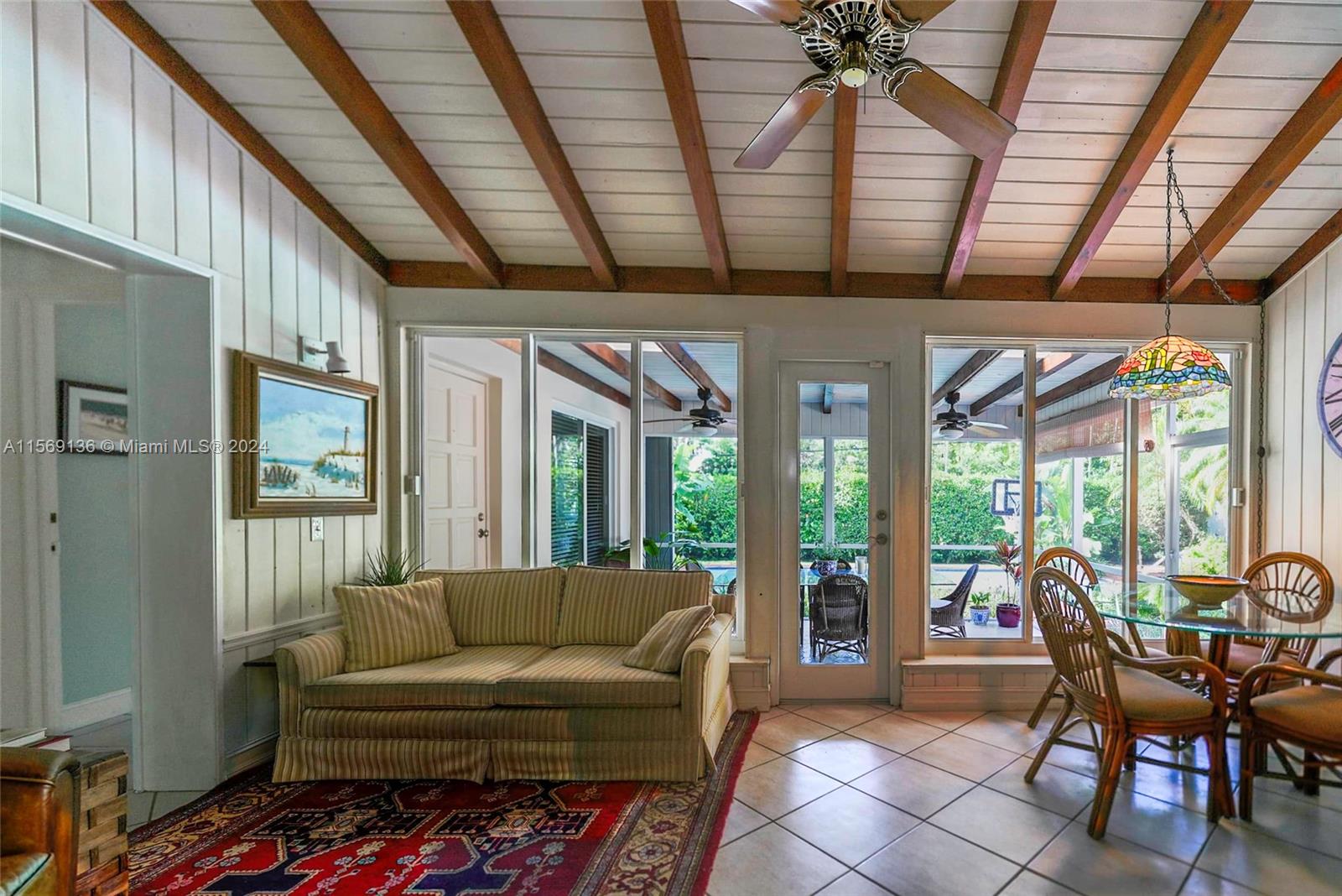 UNIVERSITY ESTATES - Residential