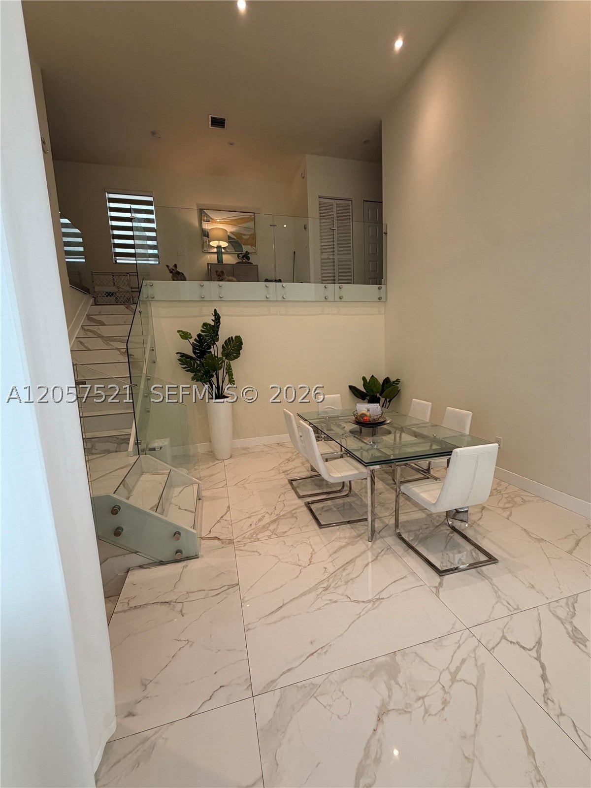 10218 NW 76th Ter