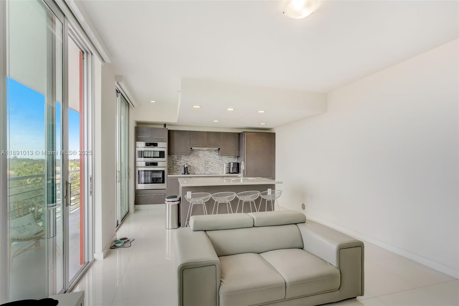 MIDTOWN DORAL CONDO 4 - Residential Lease